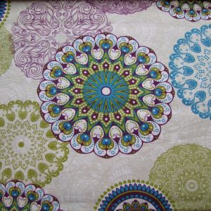 Bézs alapon színes mandala