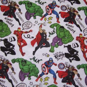 Szuperhősök fehér alapon