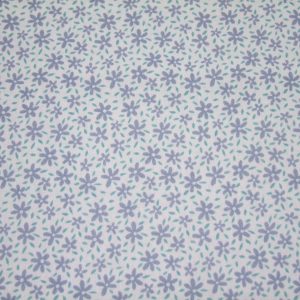 Kék apró virágok fehér alapon (puplin)