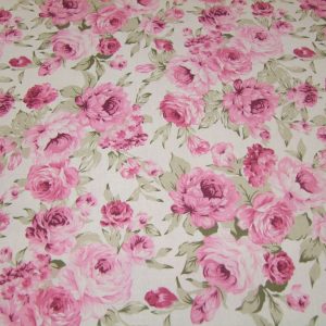 Sűrű rózsaminta bézs alapon