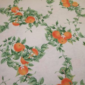 Narancsok fehér alapon