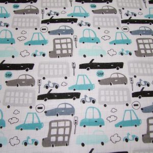 Autók fehér alapon (pelenka)
